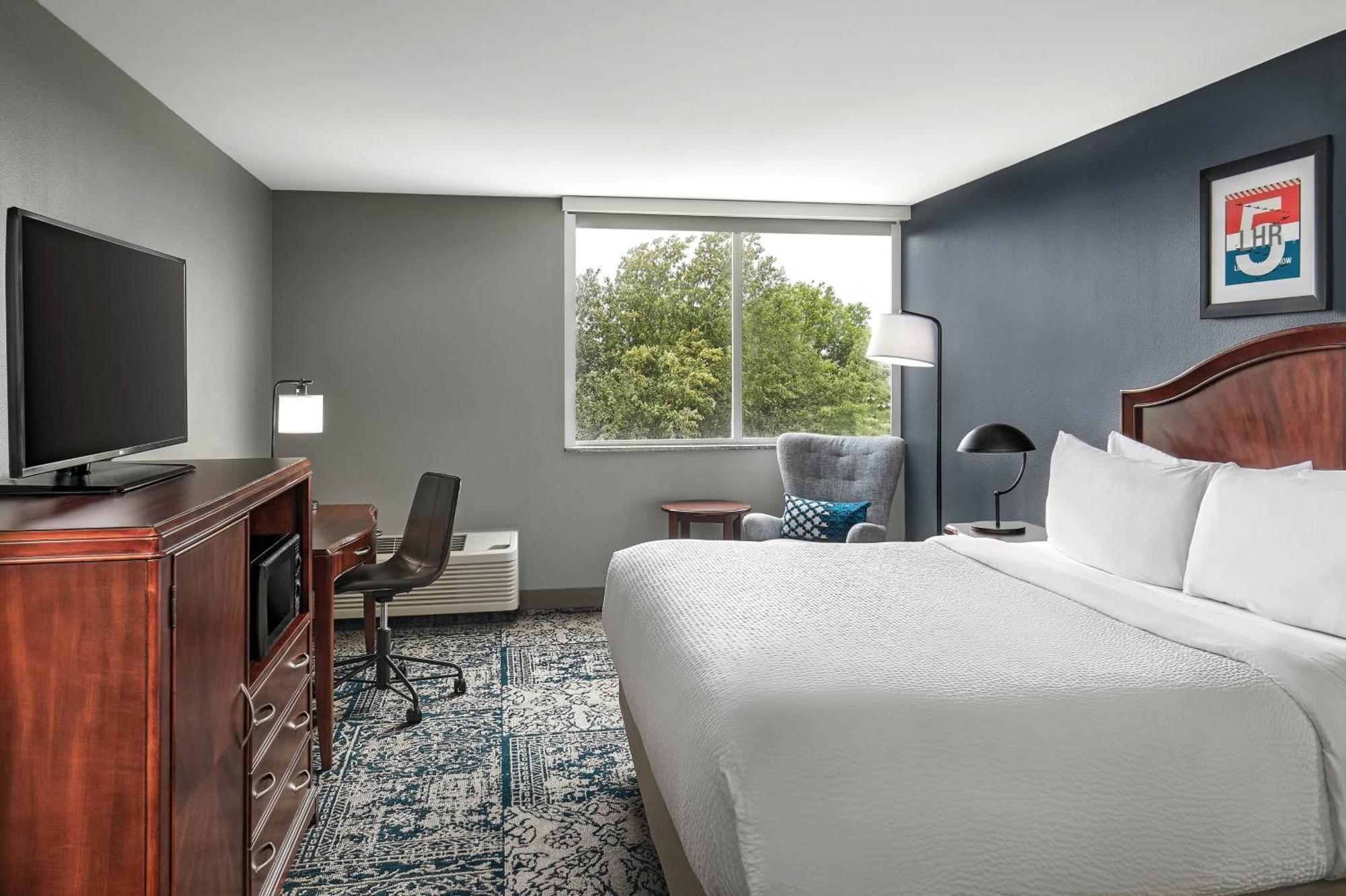 Four Points By Sheraton Kalamazoo Exterior photo